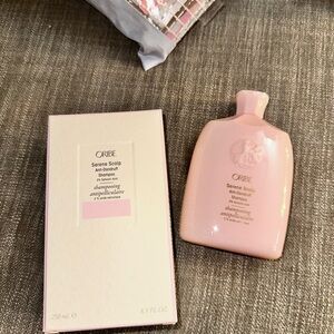 *Brand New in Box!* Oribe Serene Scalp Shampoo in Soft Pink